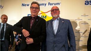 CCOO y UGT instan a una vuelta a la actividad laboral "gradual" y segura