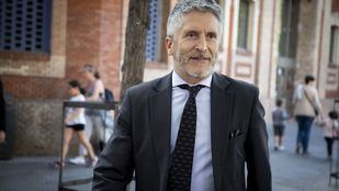 Marlaska apoya a Iglesias, pero defiende que los tribunales sí persiguen la corrupción