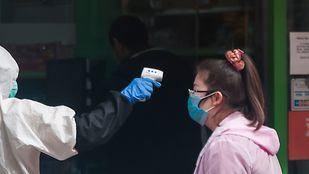 Controles de temperatura y precaución extrema: Usera recupera lentamente la actividad