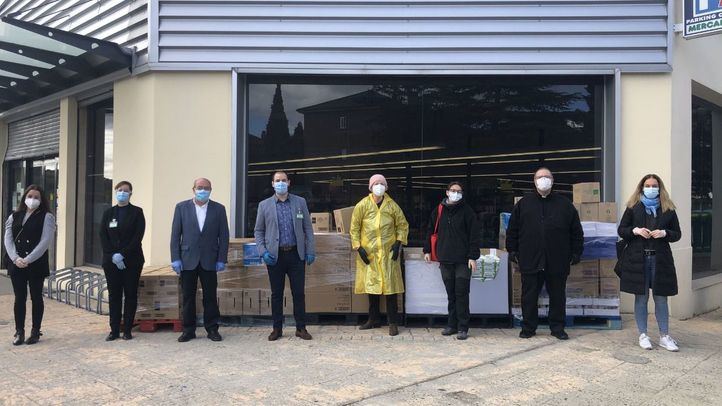 Mercadona dona más de 3.000 kilos de productos de primera necesidad a Cáritas de El Escorial y Colmenar Viejo