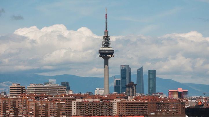 Madrid recupera su cielo azul