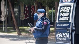 De baja por COVID-19 hasta 79 policías municipales, 33 Bomberos y 49 efectivos del Samur