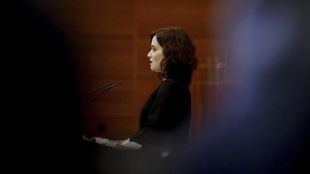 Ayuso se querellará contra la presidenta de la Asociación Defensor del Paciente por acusarla de homicidio