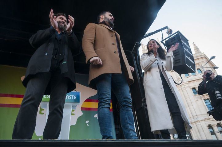 Los líderes de Vox Abascal, Monasterio y Espinosa de los Monteros.