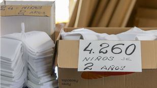 Las redes vecinales han elaborado más de 10.000 mascarillas y 7.000 pantallas individuales