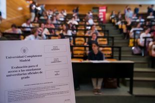 Padres de Madrid se movilizan para que la EvAU se realice en los centros y no en Ifema