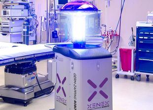 Xenex, el robot desinfectante de Clece que destruye el coronavirus en 2 minutos
