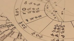 ¿Qué le depararán los astros a su signo este domingo?