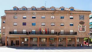 Móstoles denuncia el estado "deplorable" de cinco ancianos que llegaron a la residencia municipal