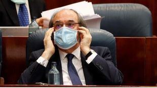 Gabilondo no planteará ahora moción de censura, pero pide explicaciones sobre el apartahotel de Ayuso