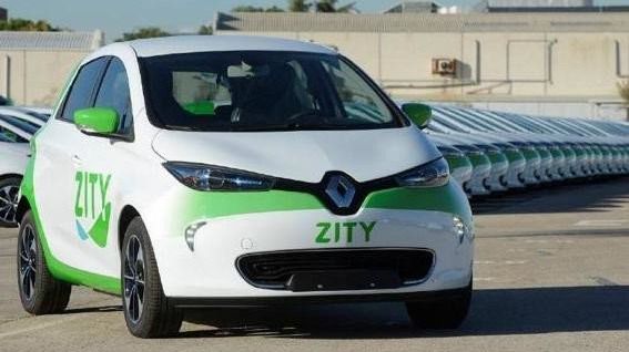 Coche de Zity
