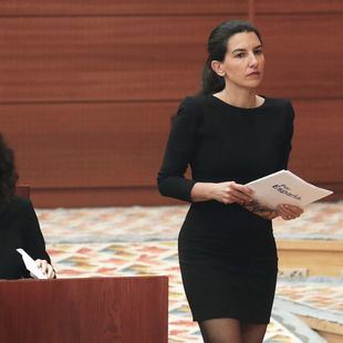 Monasterio llama a "reducir el gasto político ineficaz" e insta a Ayuso a "dejarse ayudar"