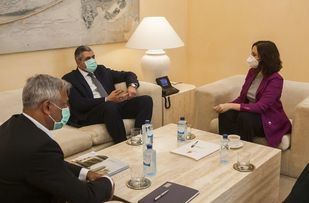 Ayuso estudia con la OMT convertir Madrid en uno de los primeros destinos turísticos del mundo con protocolos
