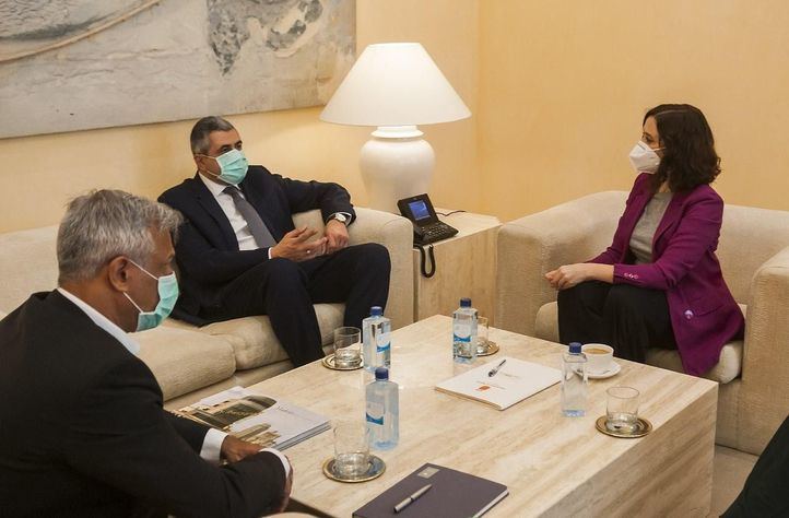 Isabel Díaz Ayuso se ha reunido este viernes con el secretario general de la Organización Mundial del Turismo (OMT), Zurab Pololikashvili.