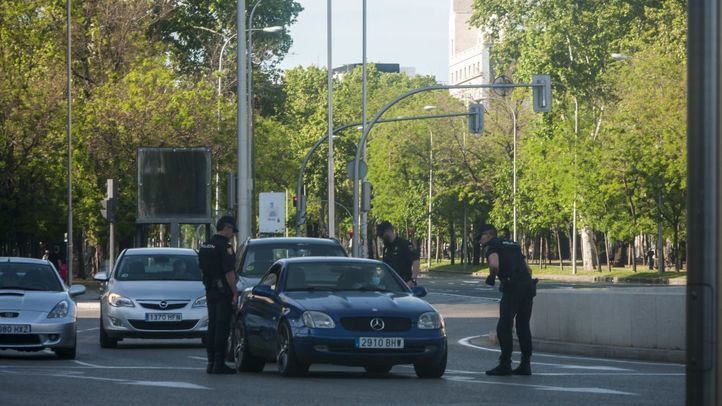 Retenciones en todas las autovías por los controles policiales