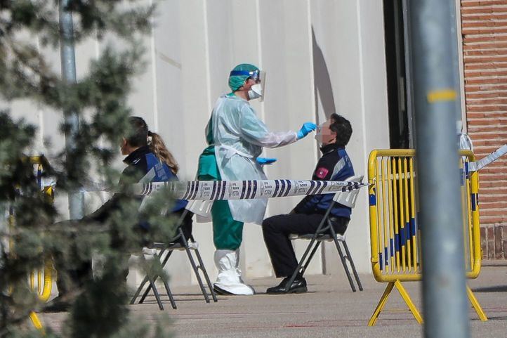 La FMM exige a Ayuso que aclare si se harán test masivos en todos los municipios