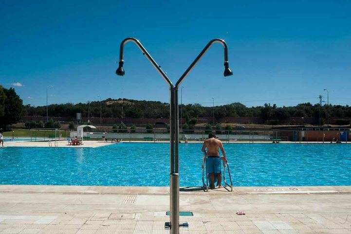 Cita previa, control de aforo y más desinfección en las piscinas
