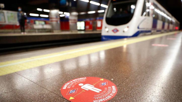 Personal de Metro salva la vida a un pasajero que entró en parada cardiaca