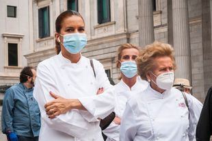 Cerca de 200 chefs exigen medidas para salvar al sector