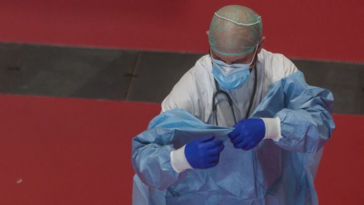 Los contagios y fallecimientos por Covid-19 en sanitarios serán accidente de trabajo