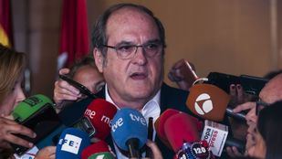 Gabilondo no descarta una moción de censura si la Comunidad no hace "bien" su labor