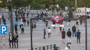 Metro reabrirá este martes 115 accesos y volverá a su horario habitual en la fase 2