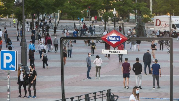 Acceso a la estación de metro de Ventas
