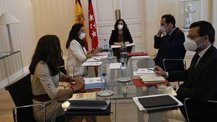 Monasterio recalca la necesidad de reducir el gasto político