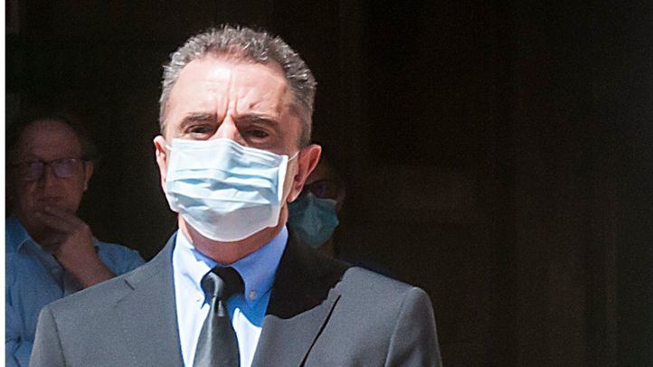 José Manuel Franco en minuto de silencio ante Delegación del Gobierno