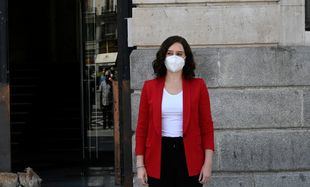 Ayuso, a los docentes: "Habéis trabajado más que nunca, y habéis reinventado vuestra profesión"