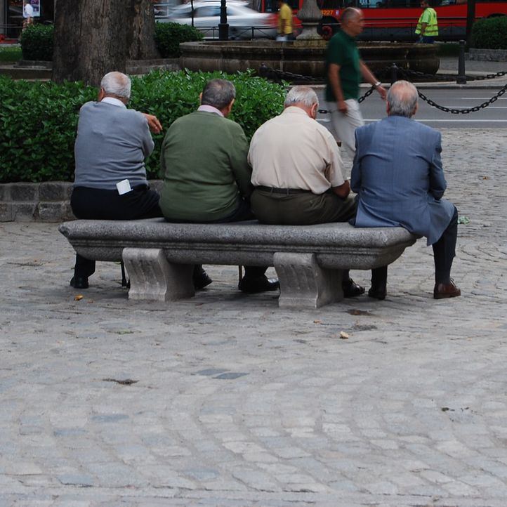 Piden que los aplausos del lunes sean por los mayores víctimas de maltrato