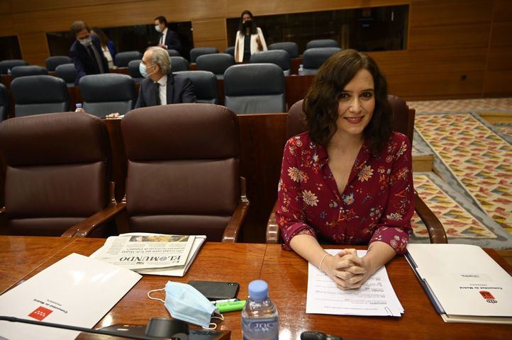 Ayuso insiste en que si se acaba antes la legislatura en Madrid no será por ella