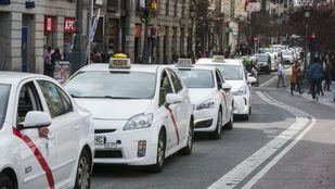 Taxistas aseguran tener problemas para solicitar las ayudas municipales a la renovación de vehículos
