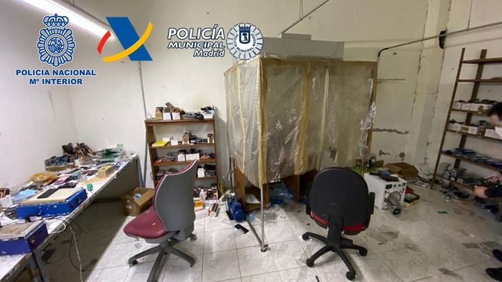 Desmantelados tres talleres clandestinos