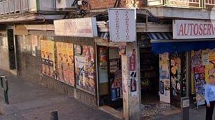 Detenido tras noquear a un tendero con una barra de metal