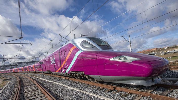 El AVE 'low cost' de Renfe 'no tiene fecha' para su lanzamiento