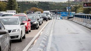 Atascos en carreteras de salida por primera vez en la pandemia