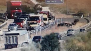 Un hombre, herido tras dar varias vueltas de campana con su coche en la A-3