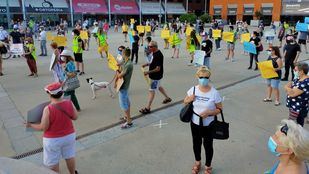 Vecinos de Latina denuncian falta de servicios sociales y "abandono institucional"