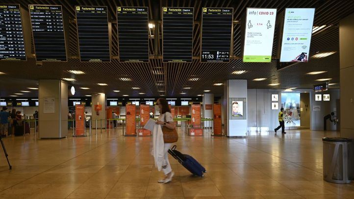 Reabre la T1 de Barajas