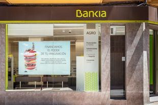 Bankia lanza una red de 380 oficinas especializadas en el negocio agro