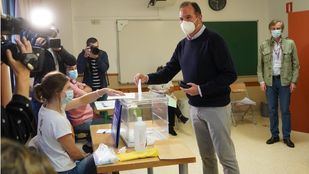 El PP de Madrid envía al País Vasco 358 apoderados para participar en las elecciones