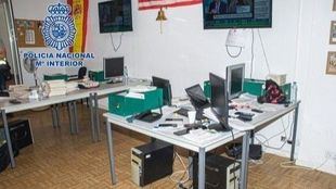 Desmantelado un 'chiringuito financiero' que estafaba a clientes