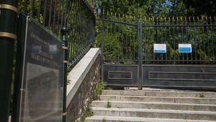 El Retiro y ocho parques más cierran esta tarde por viento