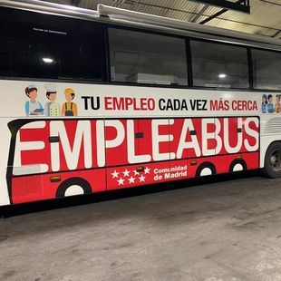 La oficina de empleo móvil comienza su andadura este lunes en la Sierra Norte