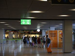 Galicia incluye a Madrid en el registro obligatorio de viajeros