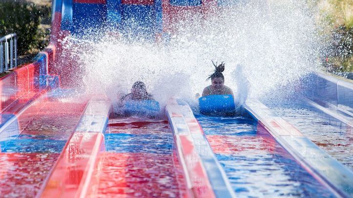 Una de las atracciones de Parque Warner Beach.