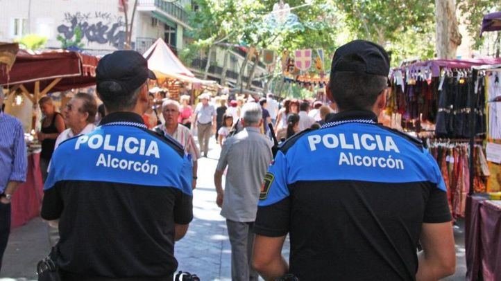 Agentes de la Policía Municipal de Alcorcón, en una foto de archivo.