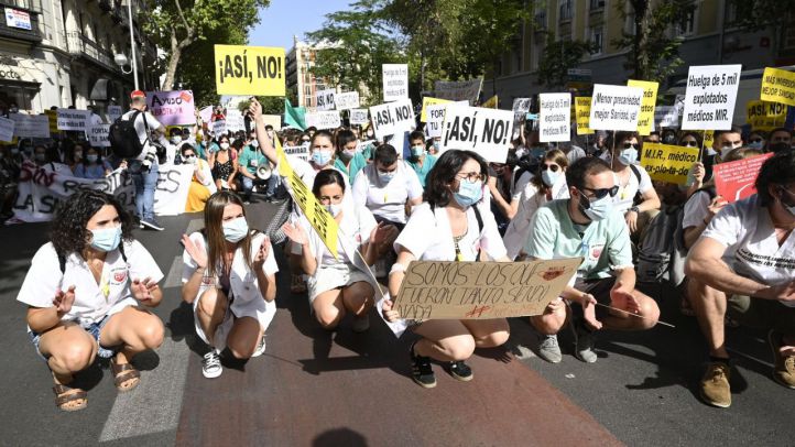 Los MIR avisan de que sus renuncias son 'provisionales'