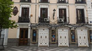 El cierre del ocio nocturno y la prohibición de fumar serán efectivos en Madrid "mañana o pasado"